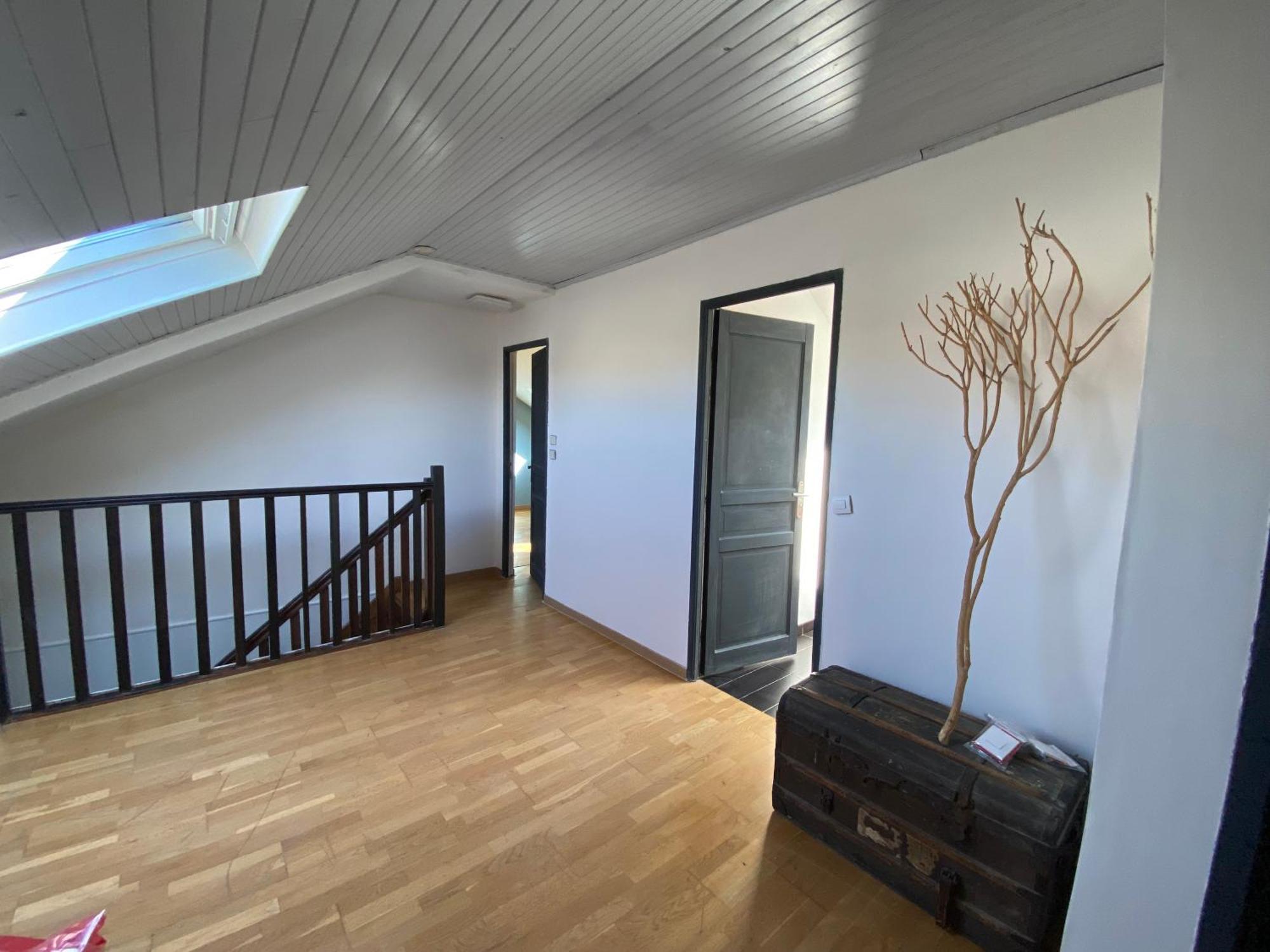 Une Belle Chambre Au Calme Avec Piscine Ormesson-sur-Marne Luaran gambar